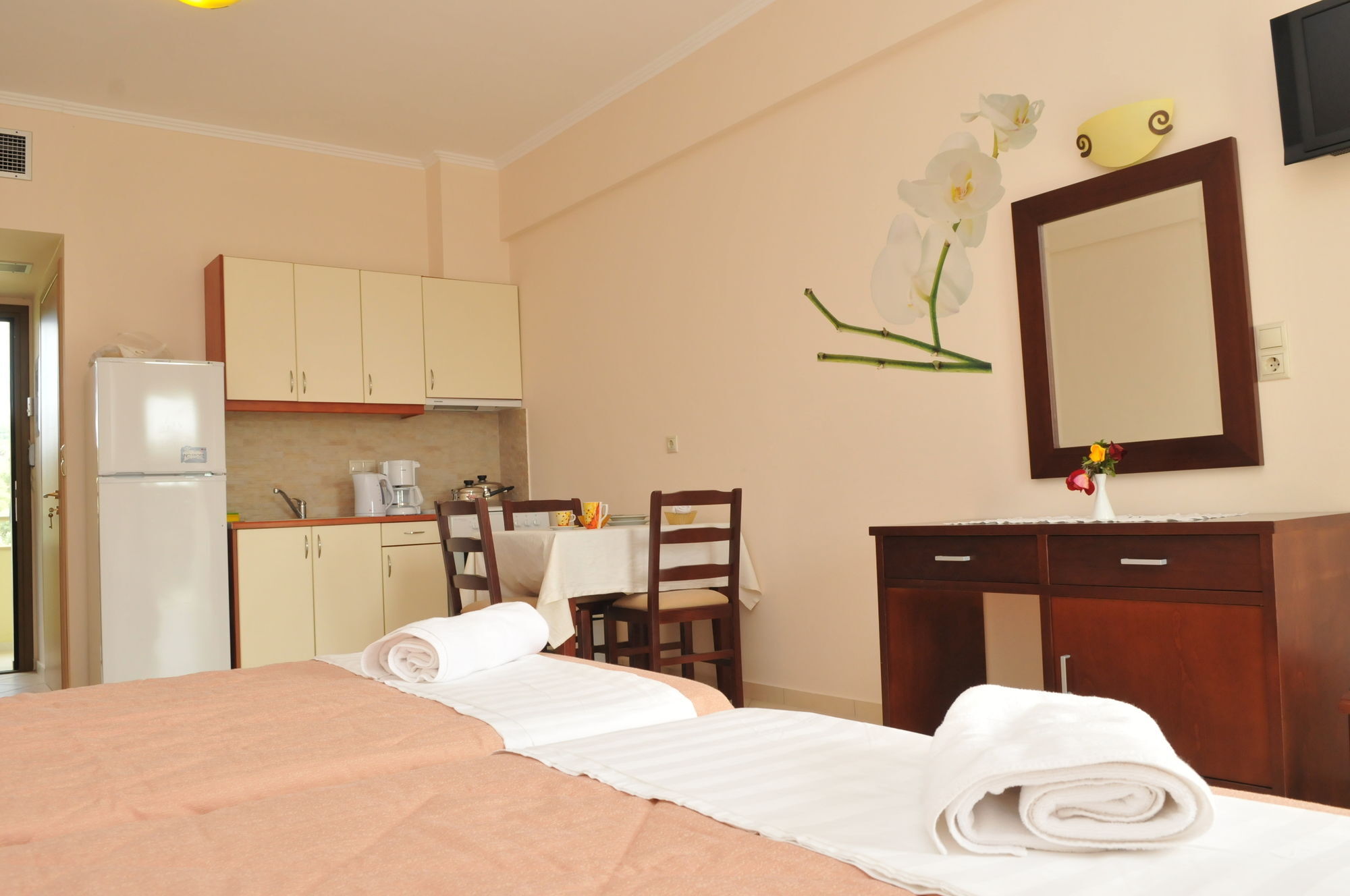 Finiki Plaza Aparthotel Methone Buitenkant foto